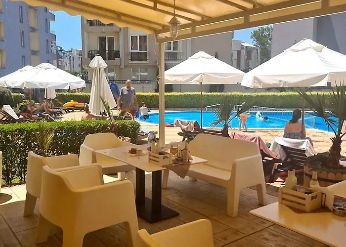 67 & 16 Rainbow Complex * Sunny Beach