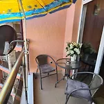 67 & 16 Rainbow Complex Appartement *