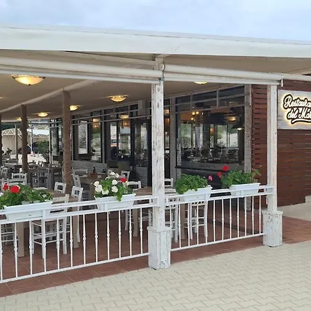 דירה 67 & 16 Rainbow Complex סאני ביץ'