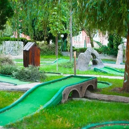 67 & 16 - Rainbow Complex Lägenhet Slăntjev Brjag