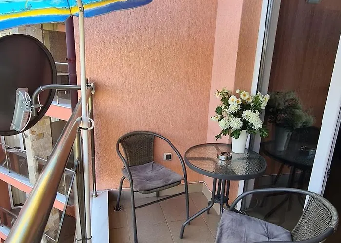 67 & 16 Rainbow Complex Apartamento *